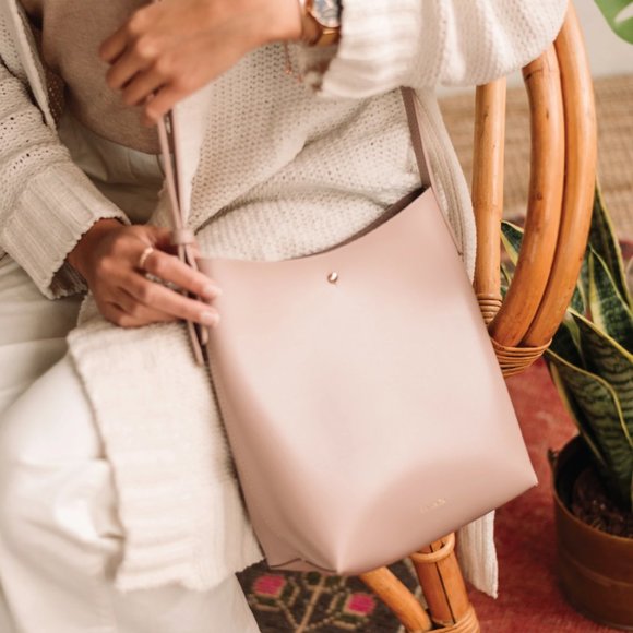 Samara | Medium Shoulder Bag | Peony | NWT - Picture 2 of 5